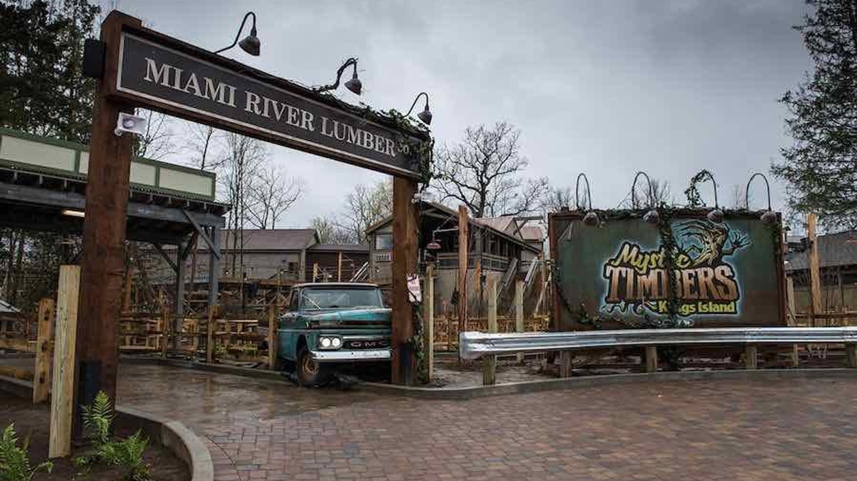 Mystic Timbers wooden roller coaster kings island preshow
