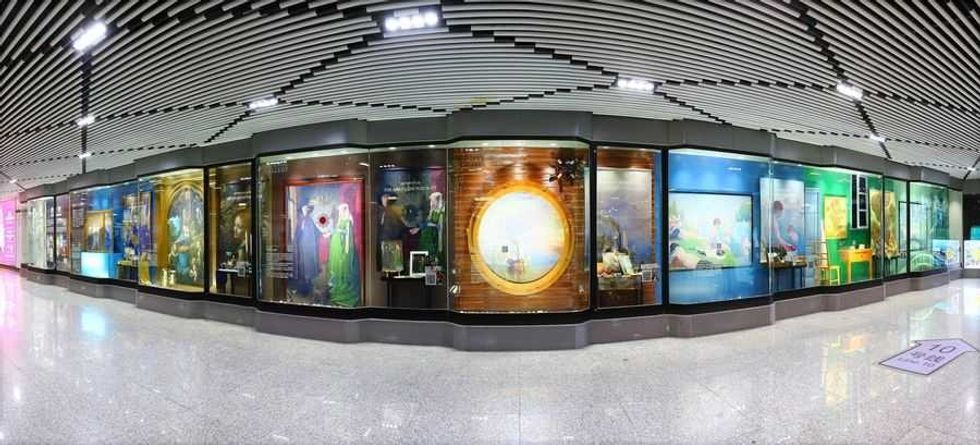 National Gallery Shanghai Metro Exhibition overview