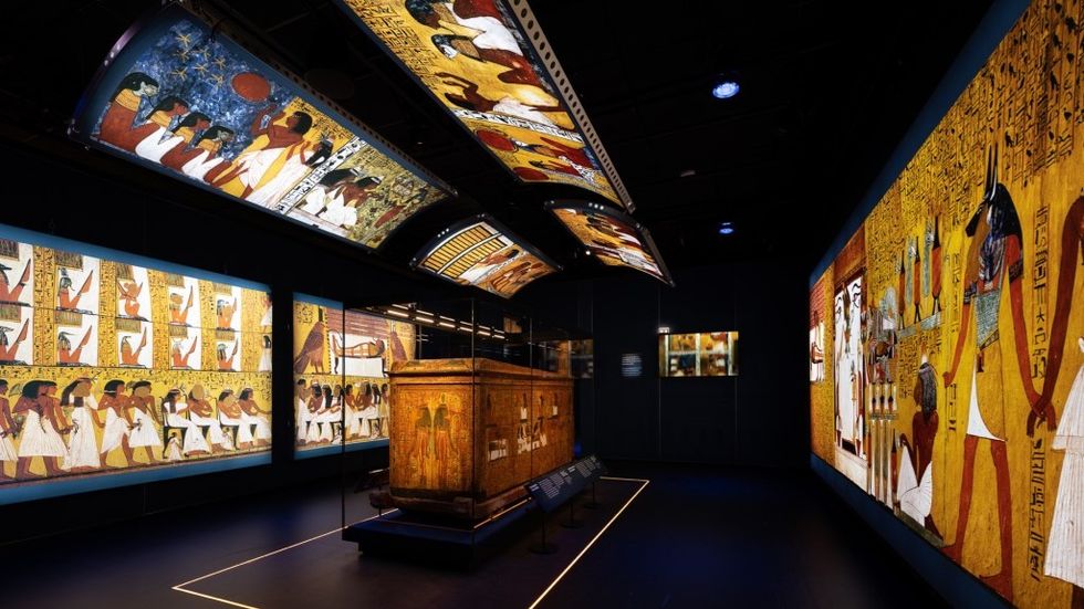 Neon Ramses Great Gallery