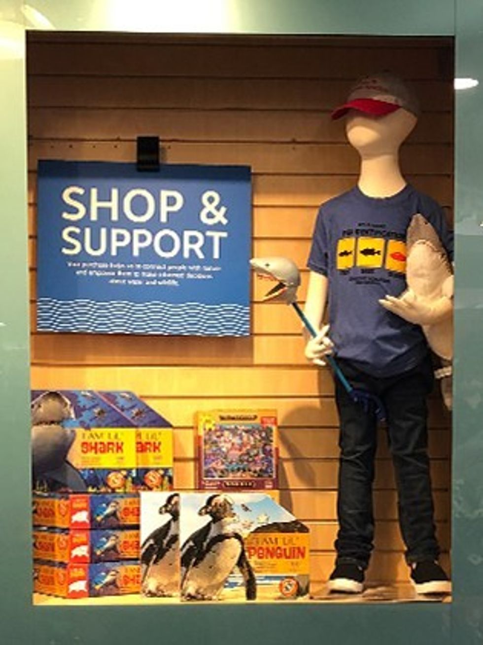 New store at Tennessee Aquarium by Event Network