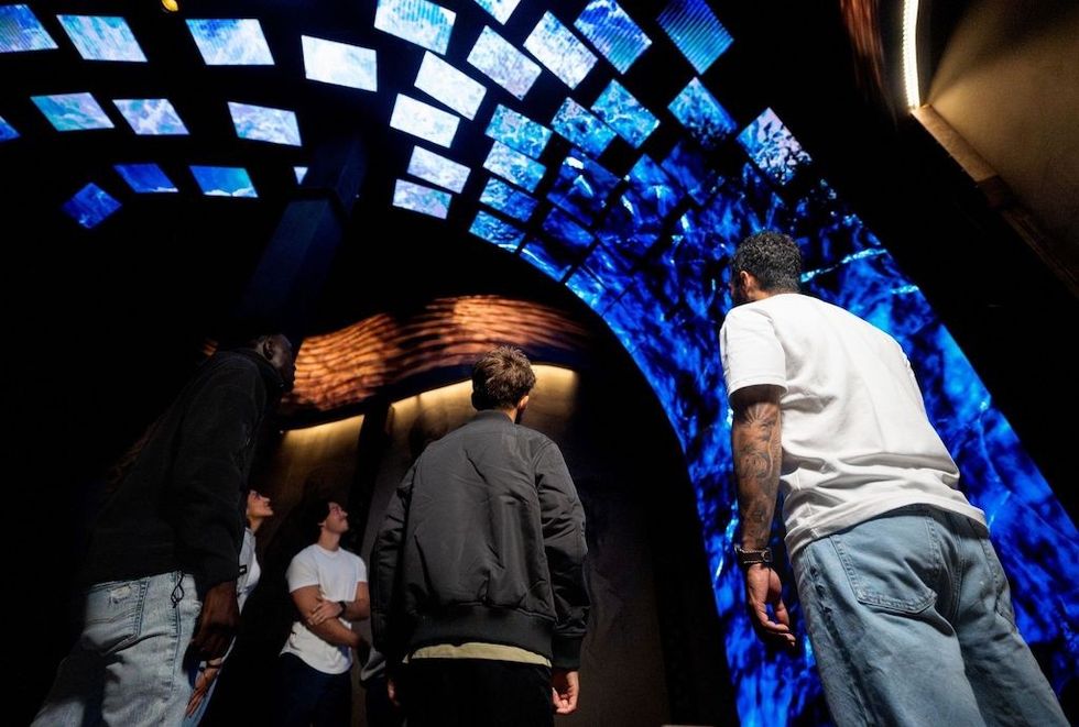 Niagara-Takes-Flight-preshow