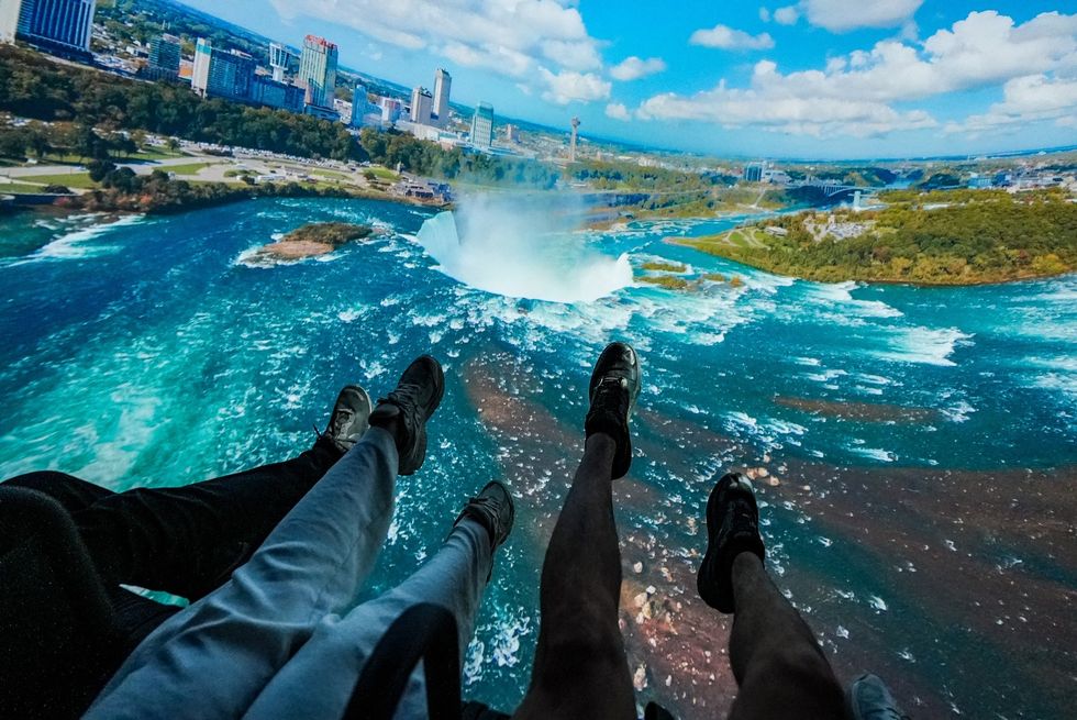 niagara takes flight