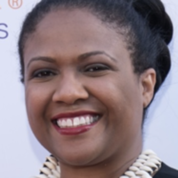 Noelle Trent headshot