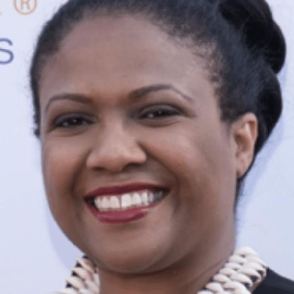 Noelle Trent headshot