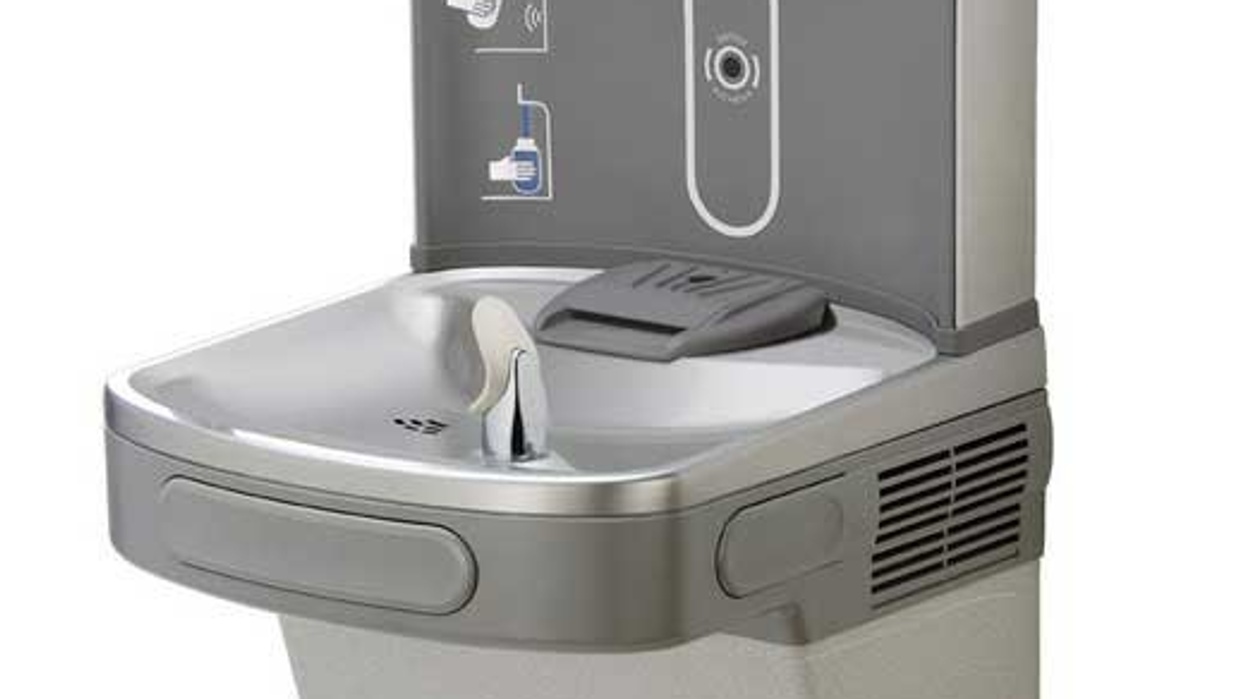 NPS water bottle filling station replaces plastic bottles