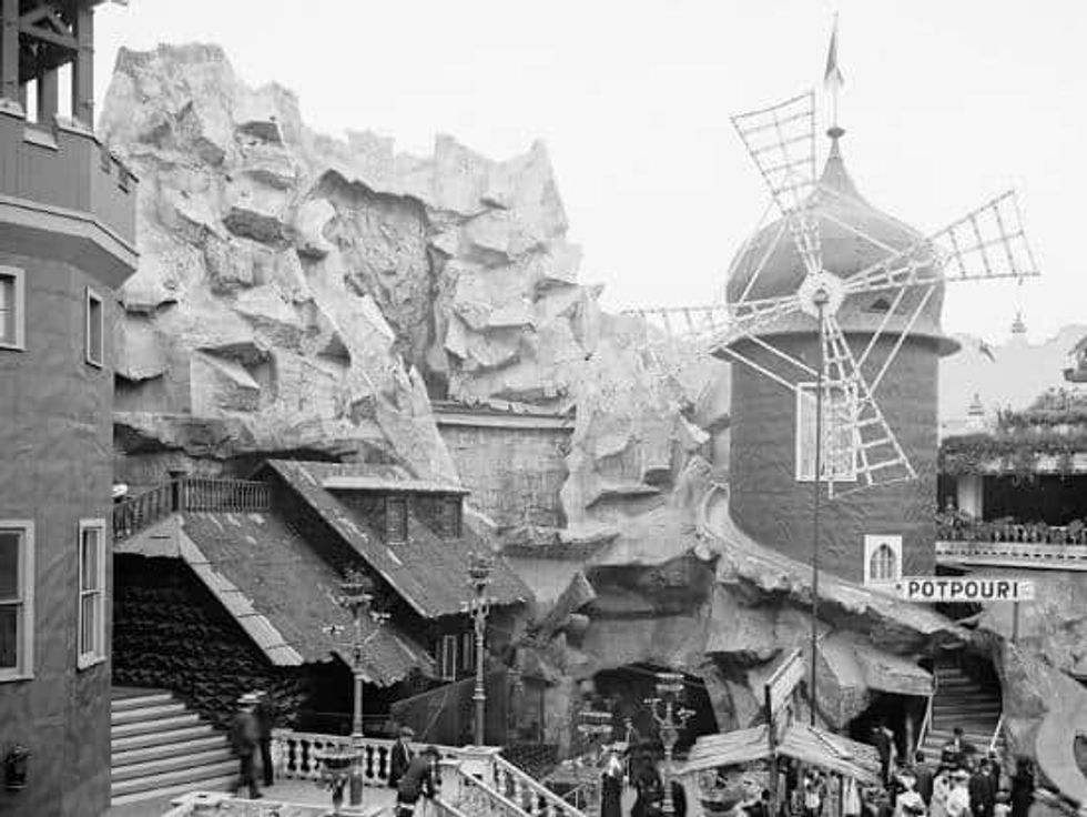 Old Mill Ride at Sea Lion Park, Coney Island history dark rides