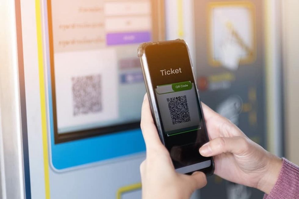 Omnico-Footfall-contactless-technology
