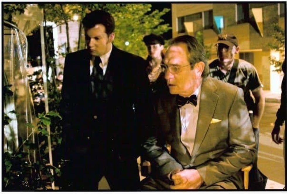 On set with Tommy Lee Jones