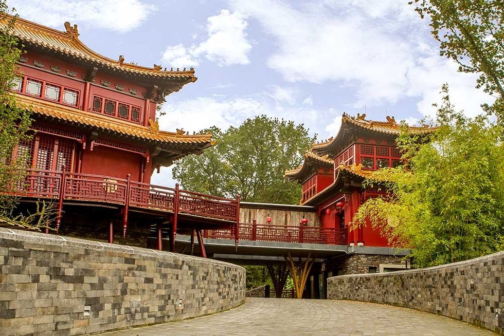 pandasia buildings Ouwehands Zoo giant pandas