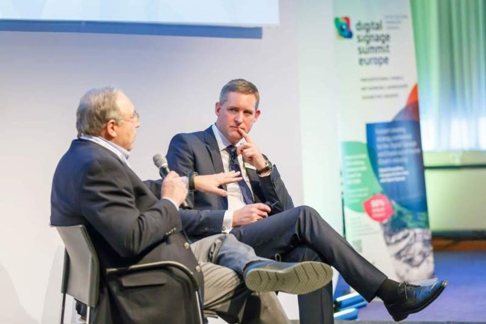 panel discussion at digital signage summit 2018