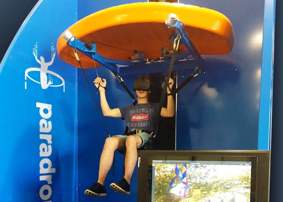 paradropVR at unverse science park - a virtual paragliding experience