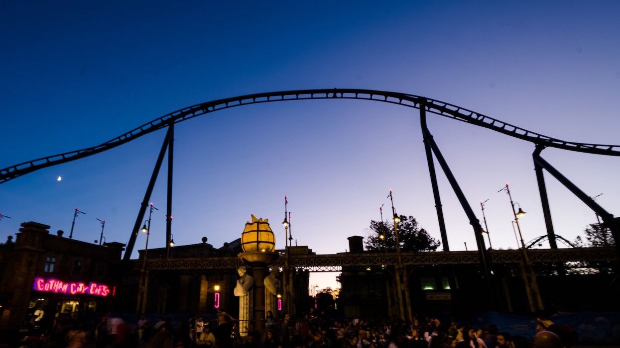 parque warner madrid batman gotham city escape