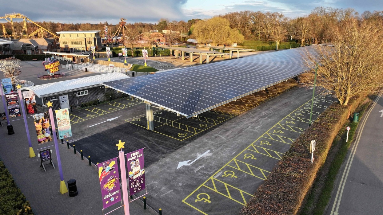 paultons park solar car port
