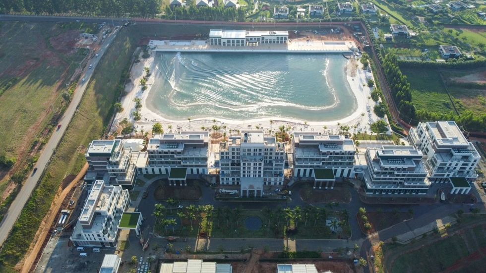 Perfectswell pool from overhead