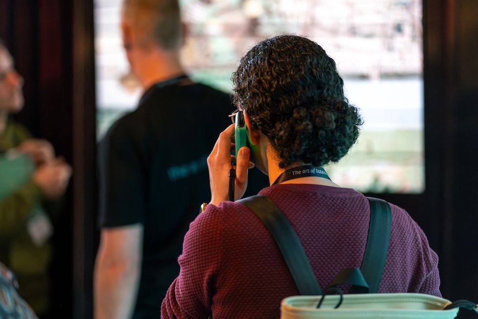 person using Guide ID Podcatcher Pro