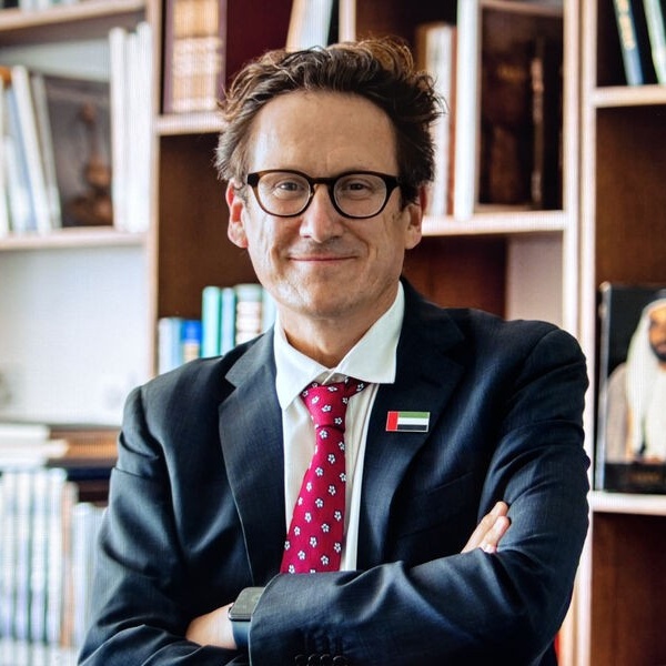 Peter Magee headshot