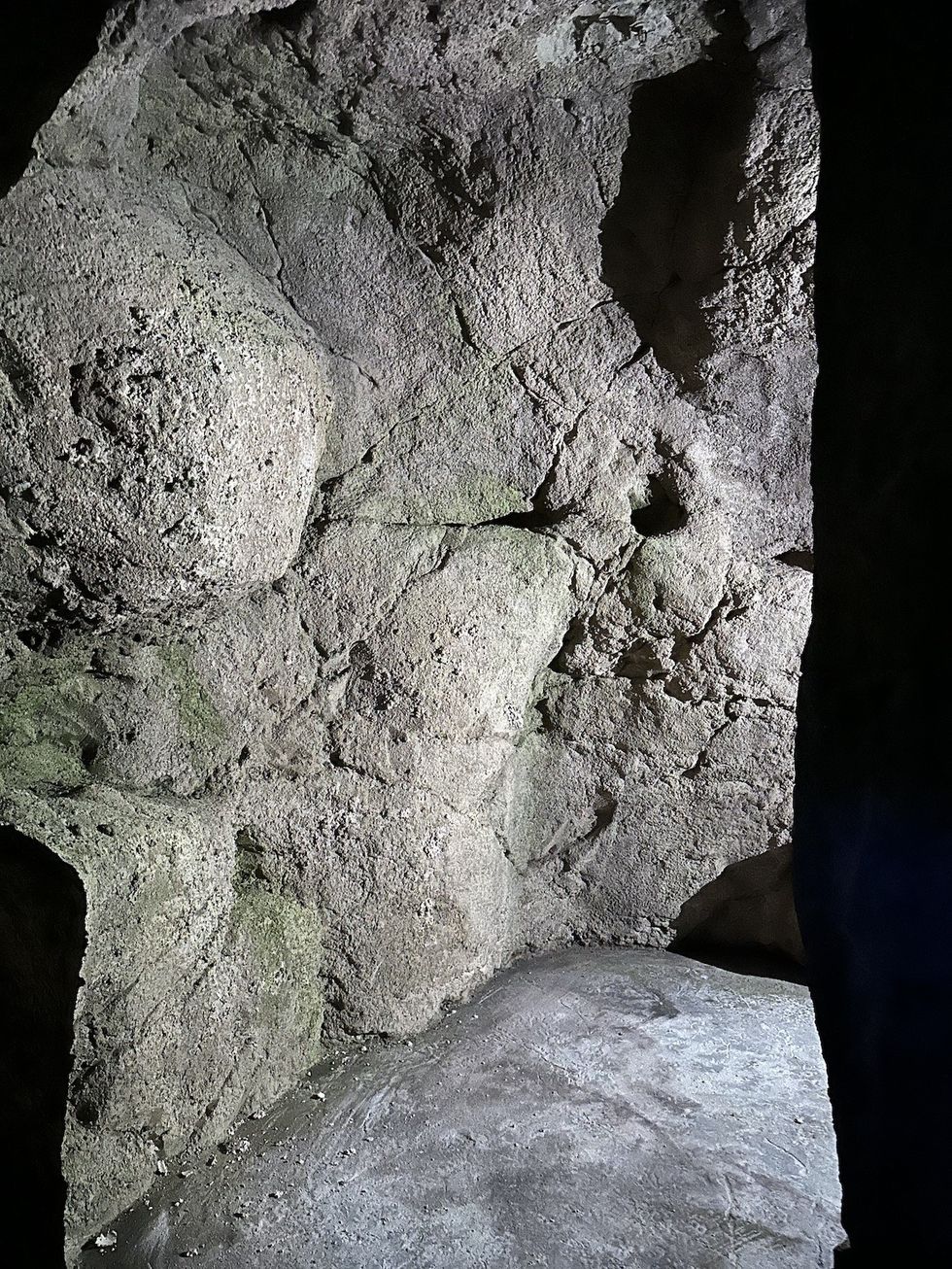 Petro rockwork at Puy du Fou