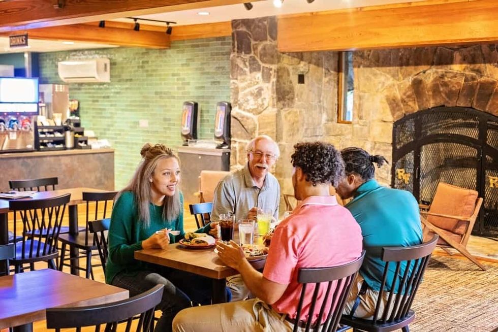 PGAV Destinations Ruby Falls Cafe Ambience