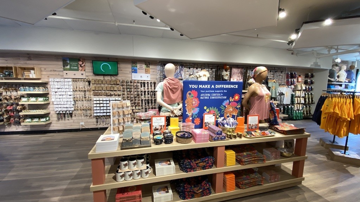 Phoenix Zoo shop