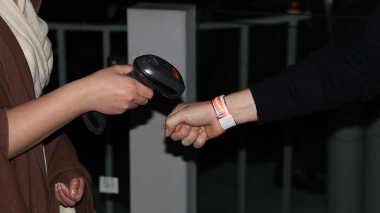 Picsolve Wristband transforms guest photo experience at madame tussauds