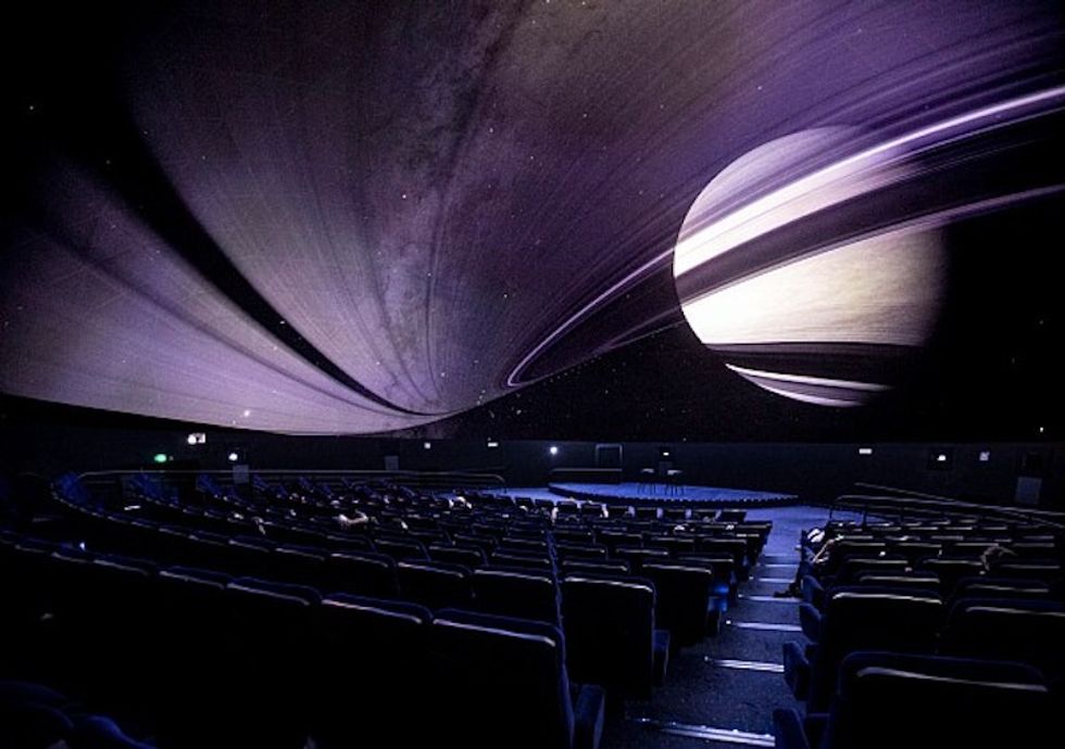 Planetarium full dome