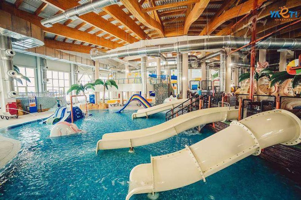 polin holding water slides in ulat waterpark russia