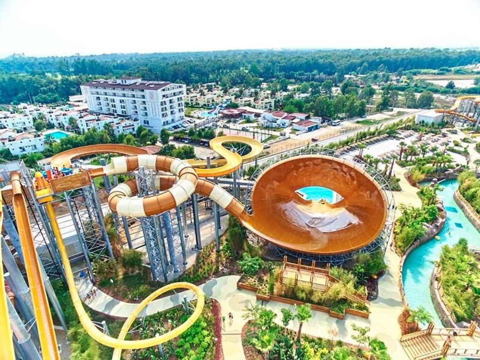 polin waterparks and Land of Legends receive WWA leading edge award