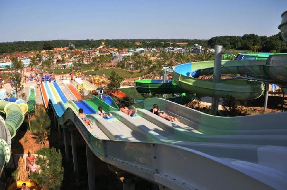 Polin’s Looping Rocket Waterslide Makes a Splash at O’Gliss Waterpark, France