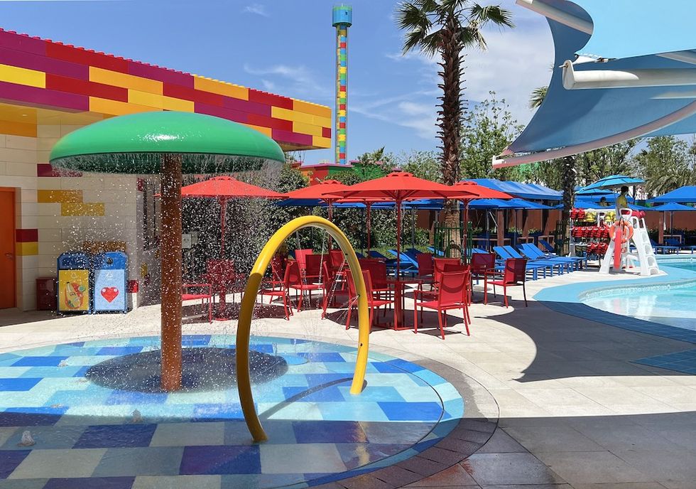 Pool area_Legoland Shanghai_ credit FORREC