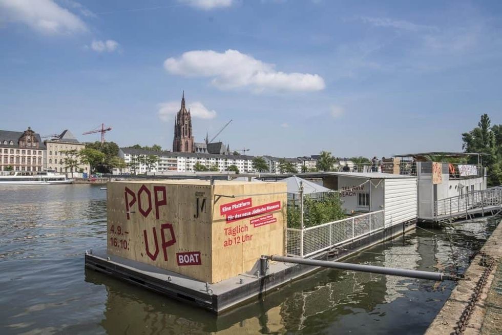 pop-up museum boat