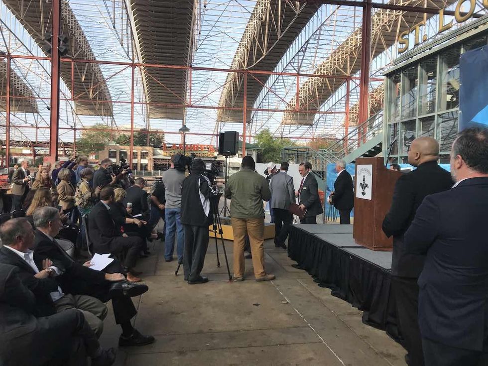 press st. louis aquarium at union station groundbreaking