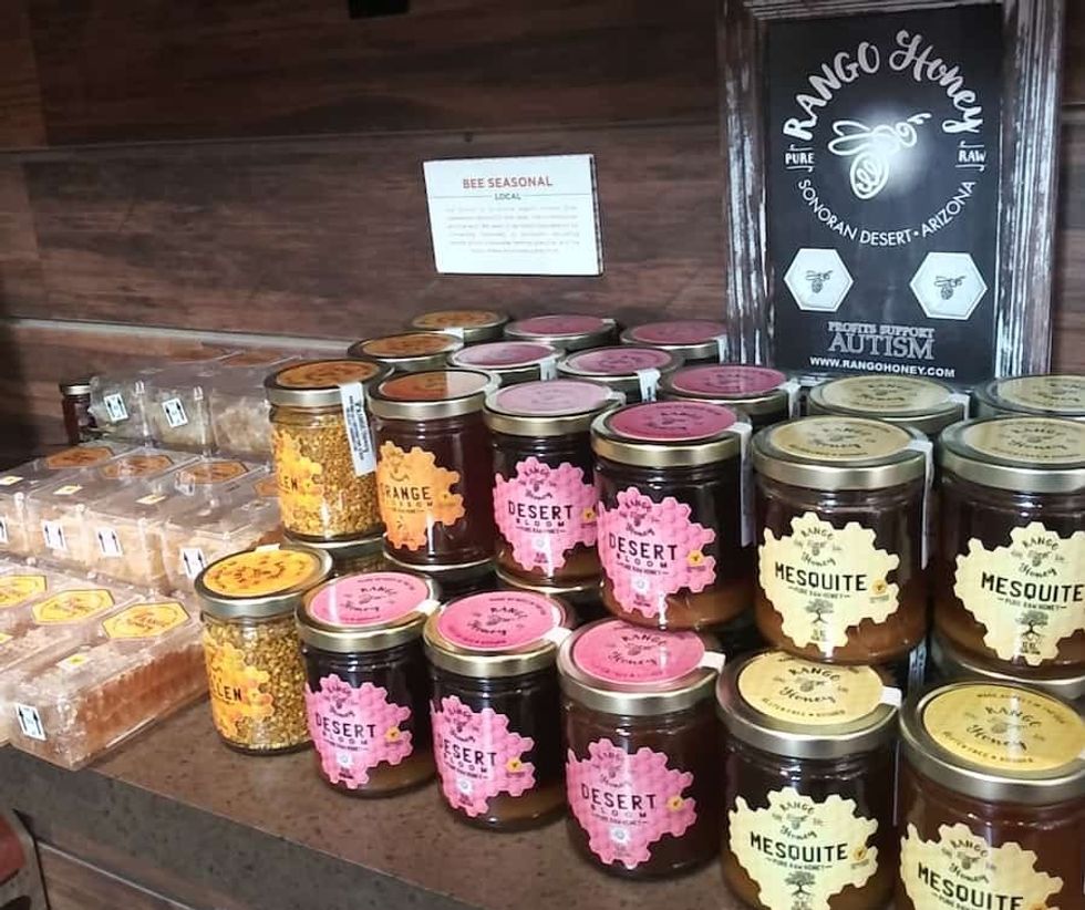 rango-honey-profits-support-autism-desert-botanical-garden-gift-shop