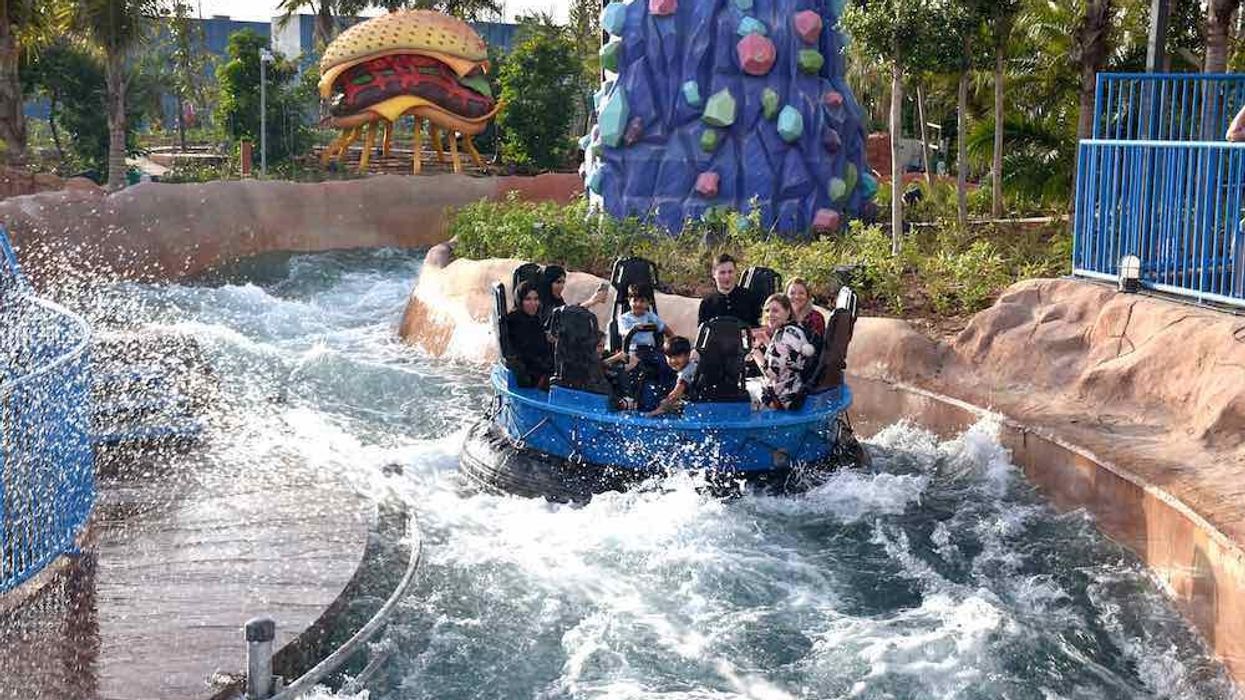 rapids water ride motiongate whitewater west
