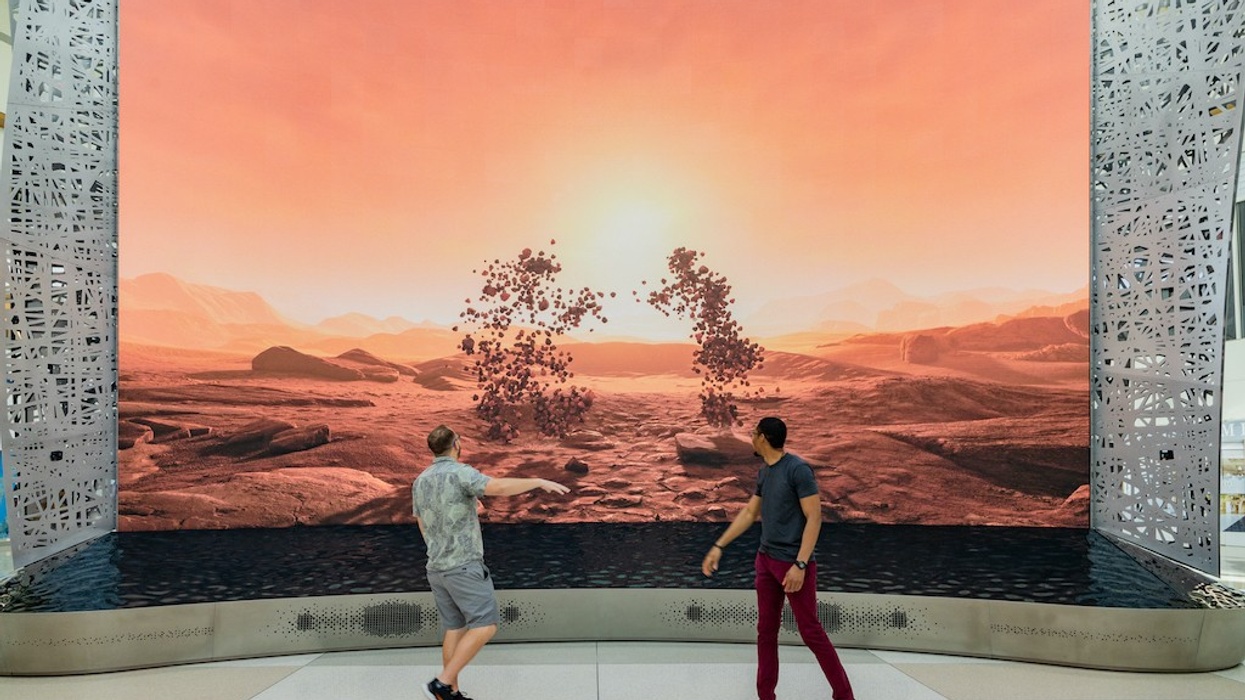 Realmotion_Orlando International Airport Moment Vault Interactivity