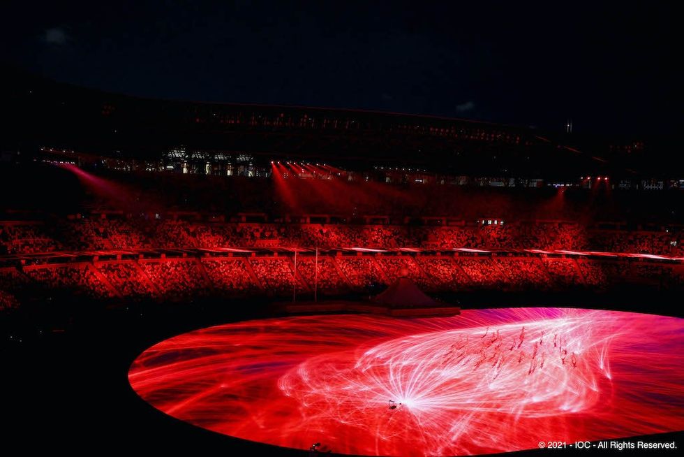 red projection Tokyo 2020