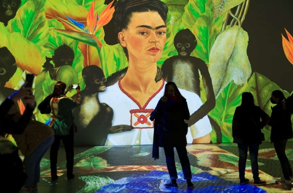 reel store frida kahlo exhibition