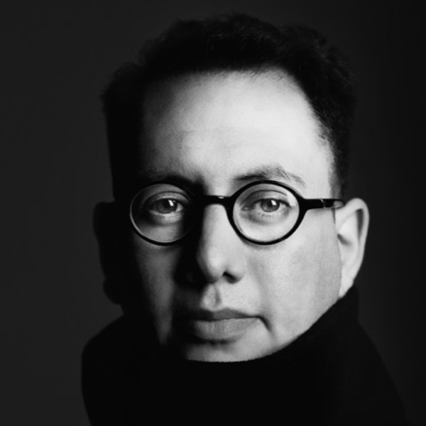 Refik Anadol headshot