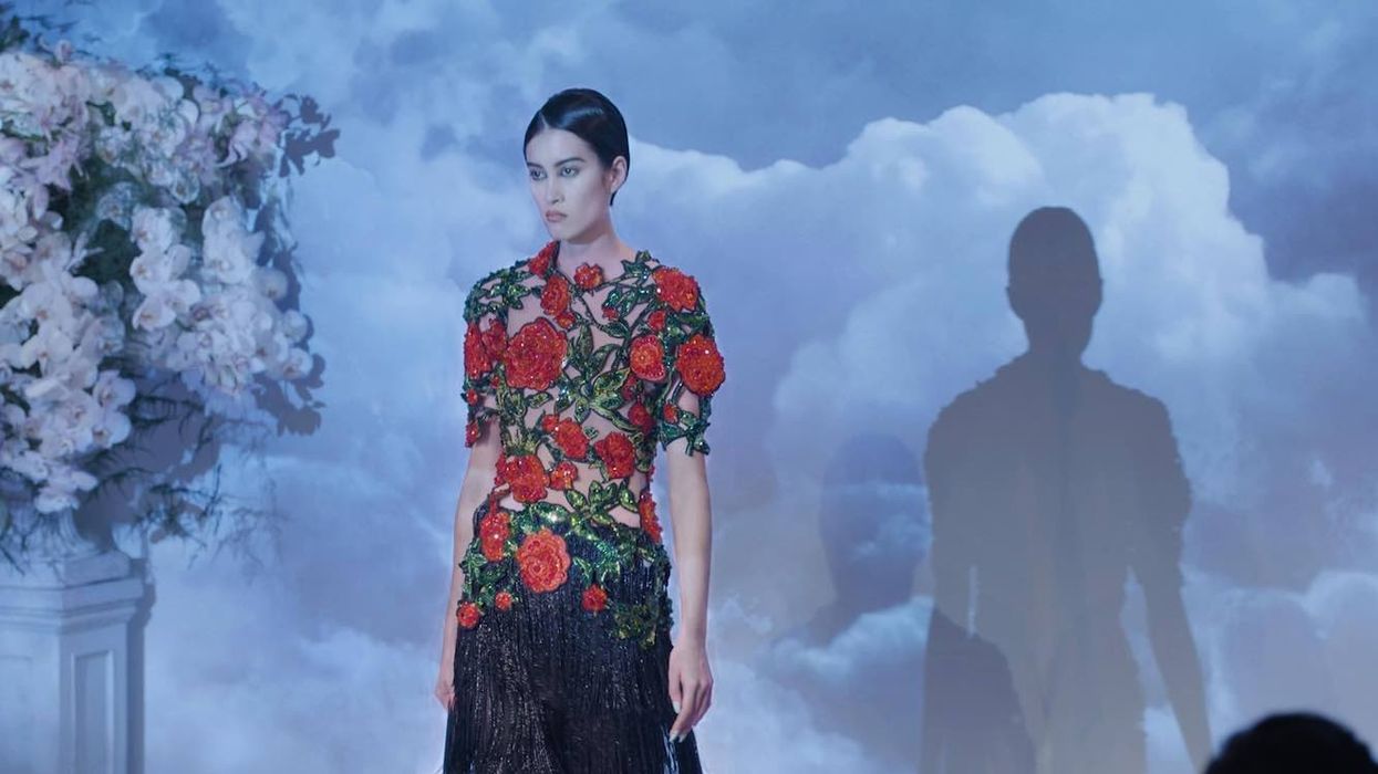 Richard Quinn fashion projection mapped by EPSON
