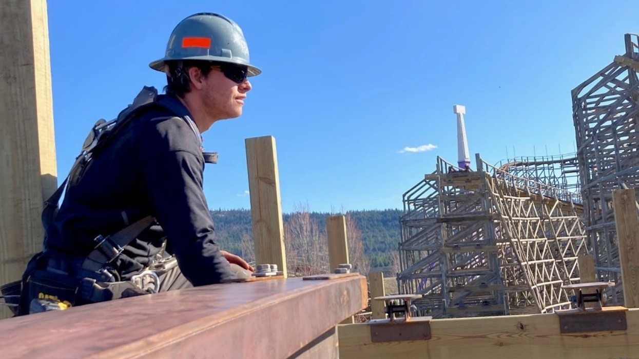 Rocky Mountain Construction 208 ReTraK system install close up