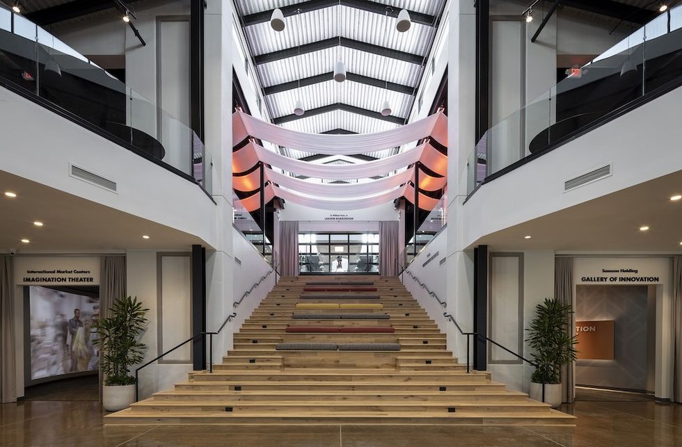 Roto-American-Home-Furnishings-Hall-of-Fame