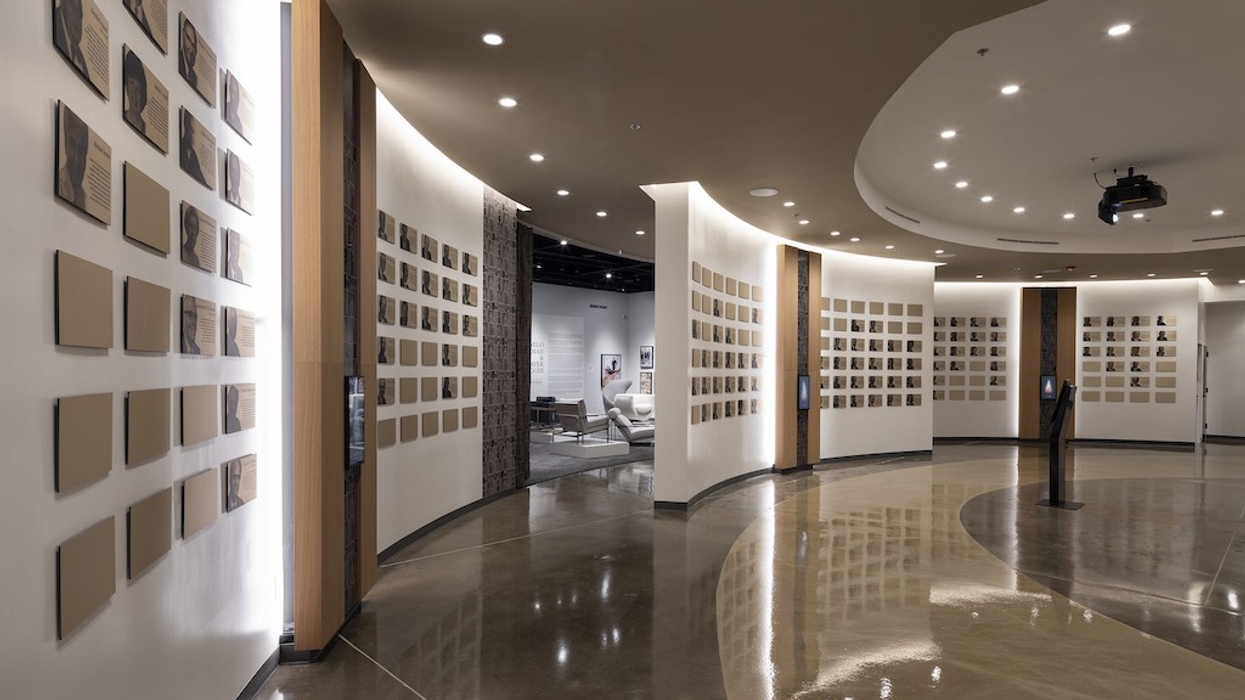 Roto-American-Home-Furnishings-Hall-of-Fame