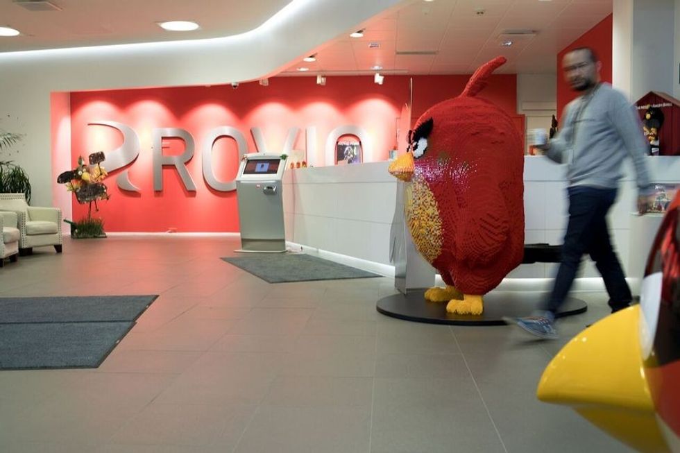 Rovio-Angry-Birds_office