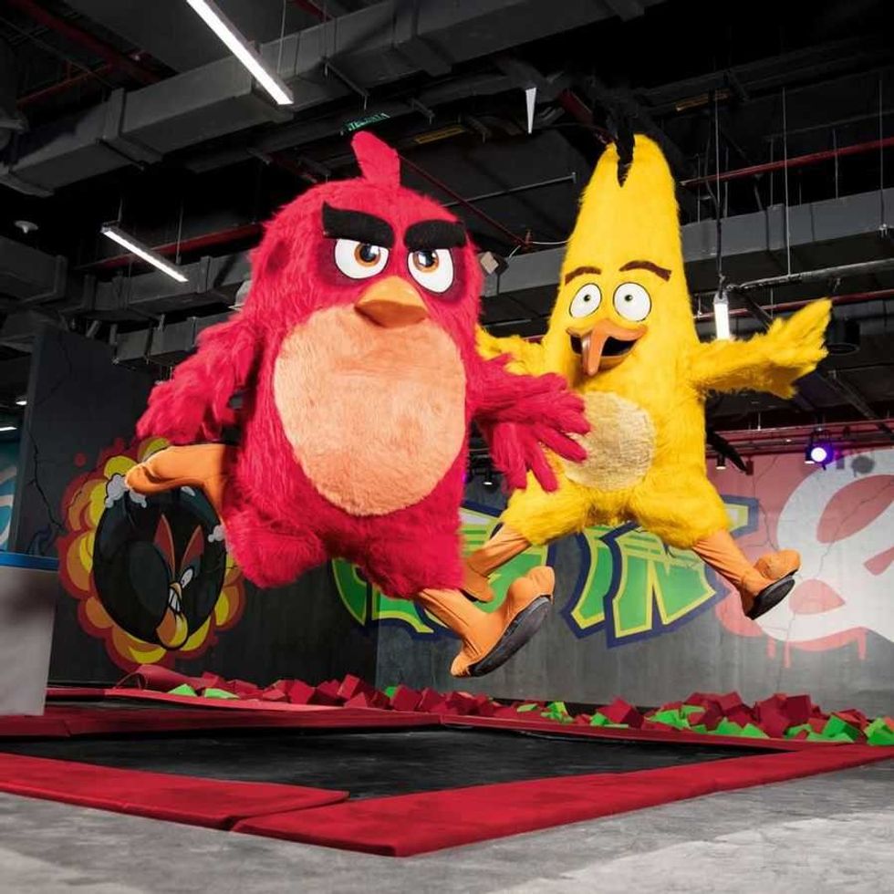 Rovio-Angry-Birds_World_Qatar_Trampoline