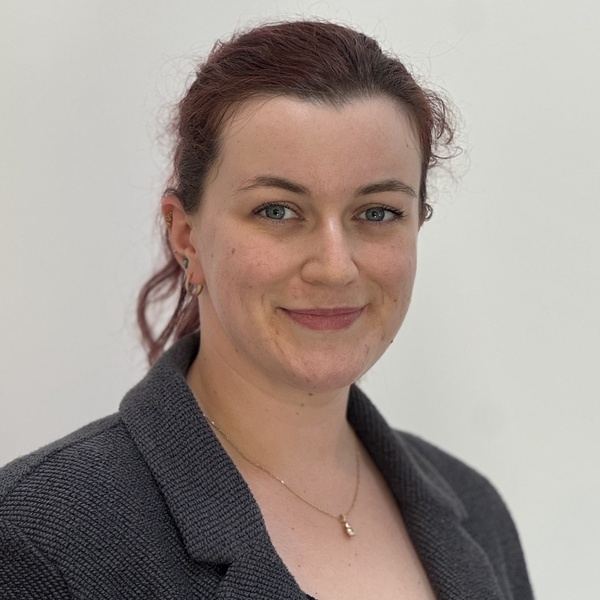 Ruth Read headshot