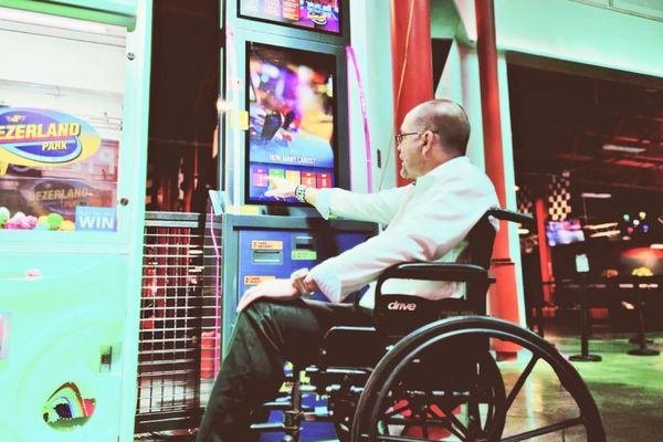 Sacoa Kiosk K4 - wheelchair friendly