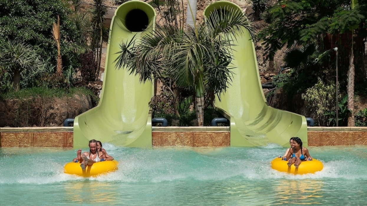 Saifa: The Ultimate Dueling RocketBLAST Water Coaster