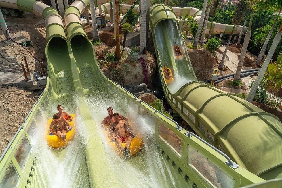 Saifa: The Ultimate Dueling RocketBLAST Water Coaster