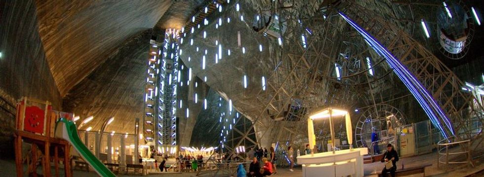 Salina Turda, unusual attractions