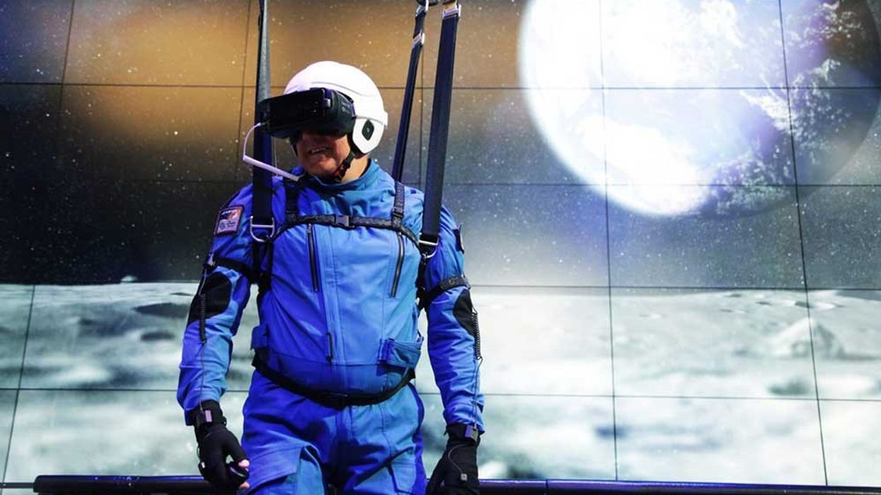 Samsung 4D lunar gravity VR experience NASA