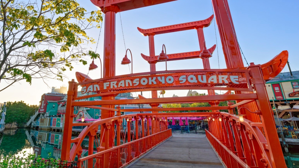 san fransokyo square disneyland